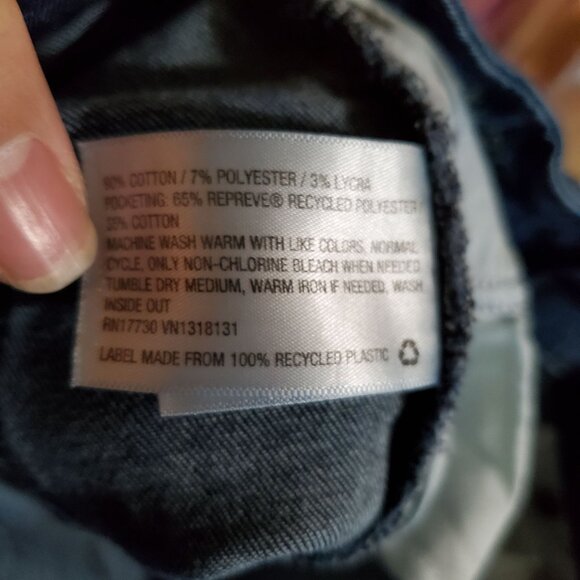 Universal Thread Shorts Womens Size 6 Blue Denim High Rise Cuffed Jorts - Picture 3 of 11